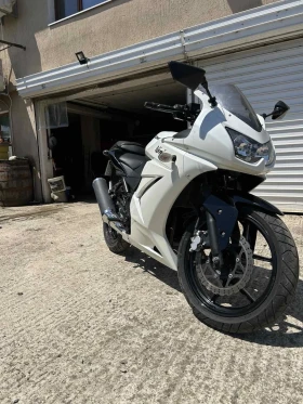 Kawasaki 250 Нинджа, снимка 2