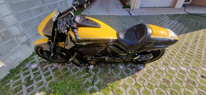 Suzuki Boulevard M109R B.O.S.S., снимка 3 - Мотоциклети и мототехника - 52616940