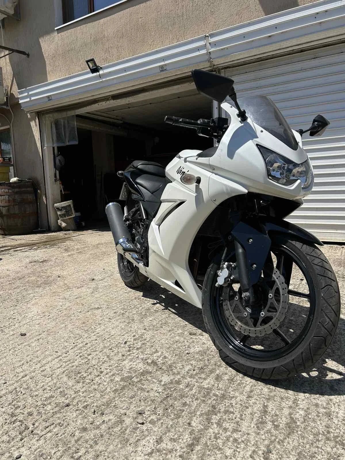 Kawasaki 250 Нинджа, снимка 2 - Мотоциклети и мототехника - 55330351