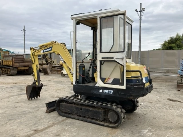Багер Yanmar B22 * ОЧАКВАН 15.10.2026!!!, снимка 3 - Индустриална техника - 54881649