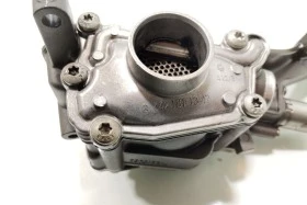 Маслена помпа за Mercedes 3.0cdi V6 - M642, снимка 4