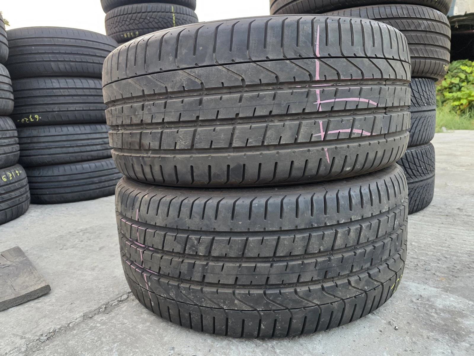 Гуми Летни 275/35R21, снимка 5 - Гуми и джанти - 56731006