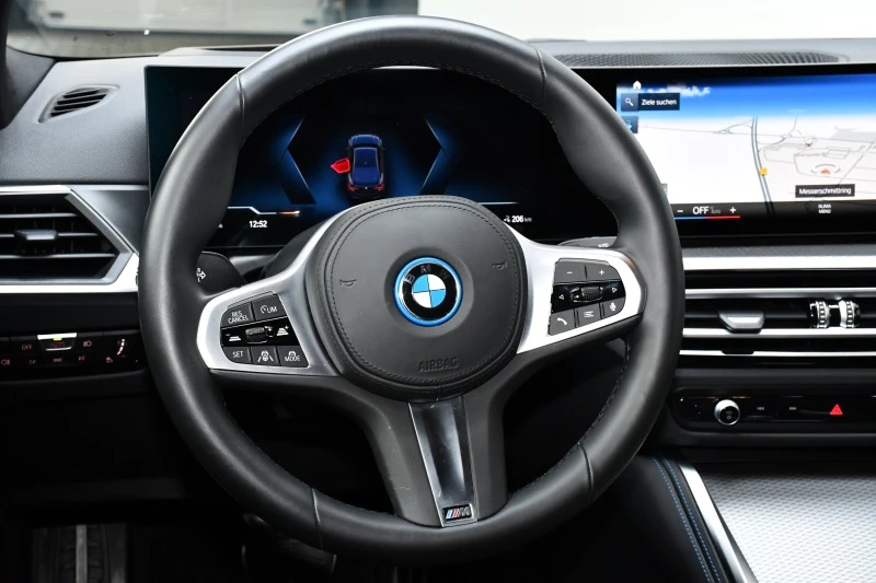 BMW i4 eDrive35 M Sport Pro, снимка 5 - Автомобили и джипове - 42639518