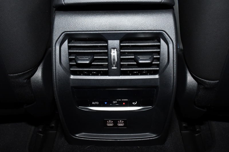 BMW i4 eDrive35 M Sport Pro, снимка 12 - Автомобили и джипове - 42639518