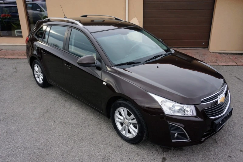 Chevrolet Cruze 1.7DLT FACE LIFT , снимка 2 - Автомобили и джипове - 43583880