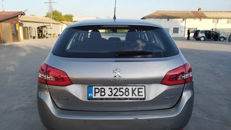 Peugeot 308 1.6 дизел , снимка 8 - Автомобили и джипове - 47370144