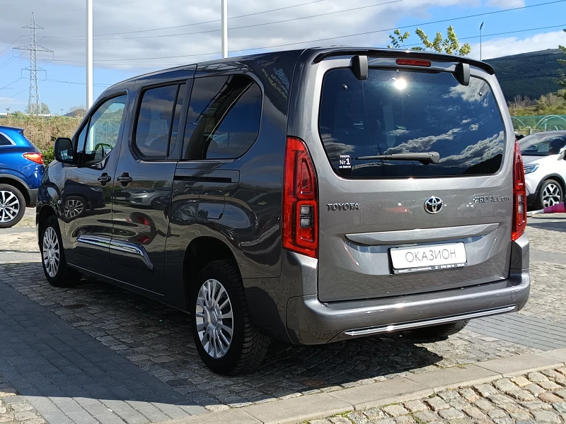 Toyota Proace City 1.5D-4D/102к.с. 6+ 1(места), снимка 7 - Автомобили и джипове - 47432616