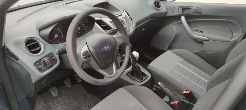 Ford Fiesta, снимка 10 - Автомобили и джипове - 47488054