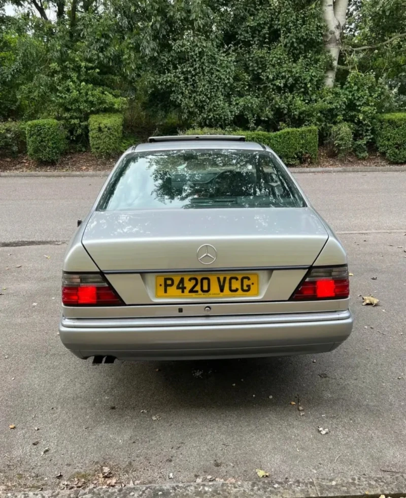 Mercedes-Benz 124 E320, снимка 6 - Автомобили и джипове - 47515774