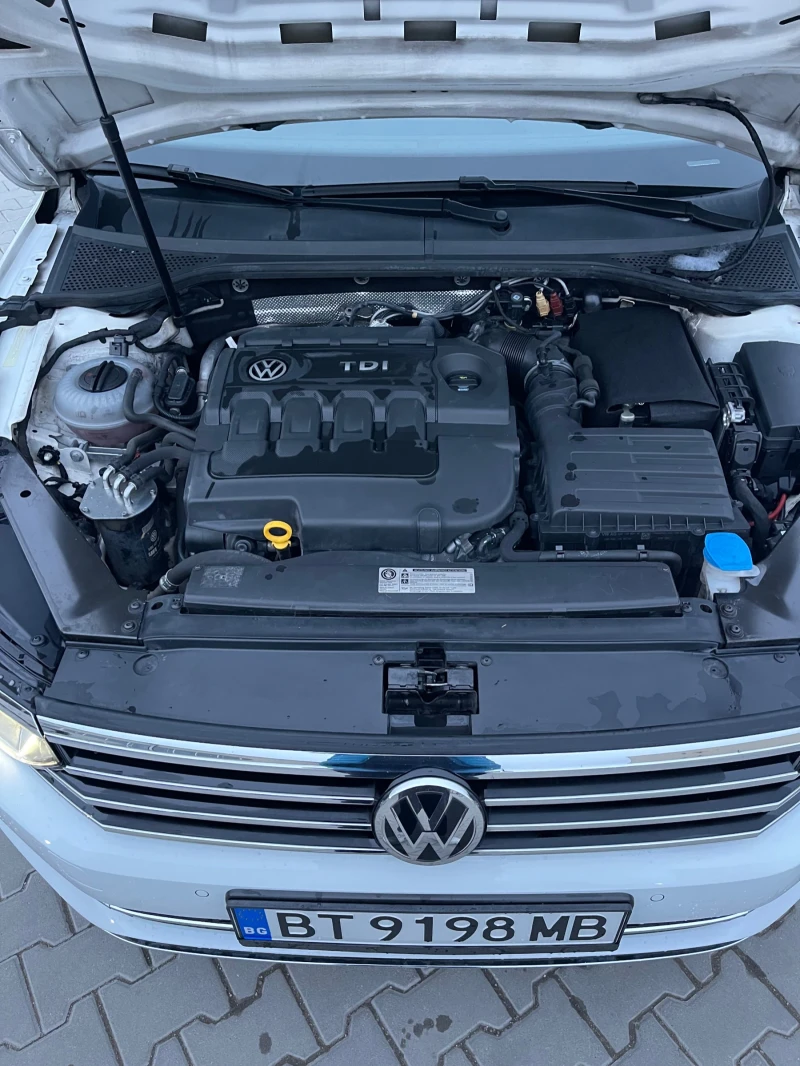 VW Passat 2.0TDI 190hp digital cockpit, снимка 15 - Автомобили и джипове - 49426820