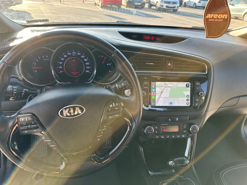 Kia Ceed, снимка 9 - Автомобили и джипове - 49554679