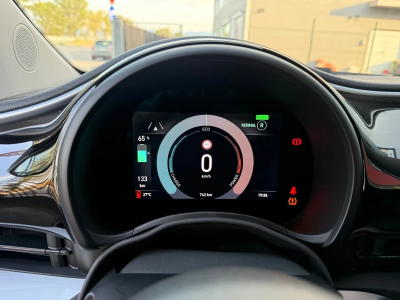 Fiat 500 Icon 42KWH Бартер, снимка 9 - Автомобили и джипове - 51902615