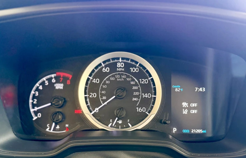 Toyota Corolla 1.8 LE* Automatic* Лизинг* Камера, снимка 10 - Автомобили и джипове - 51809869