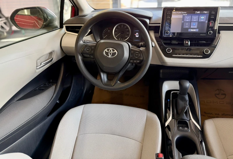 Toyota Corolla 1.8 LE* Automatic* Лизинг* Камера, снимка 8 - Автомобили и джипове - 51809869