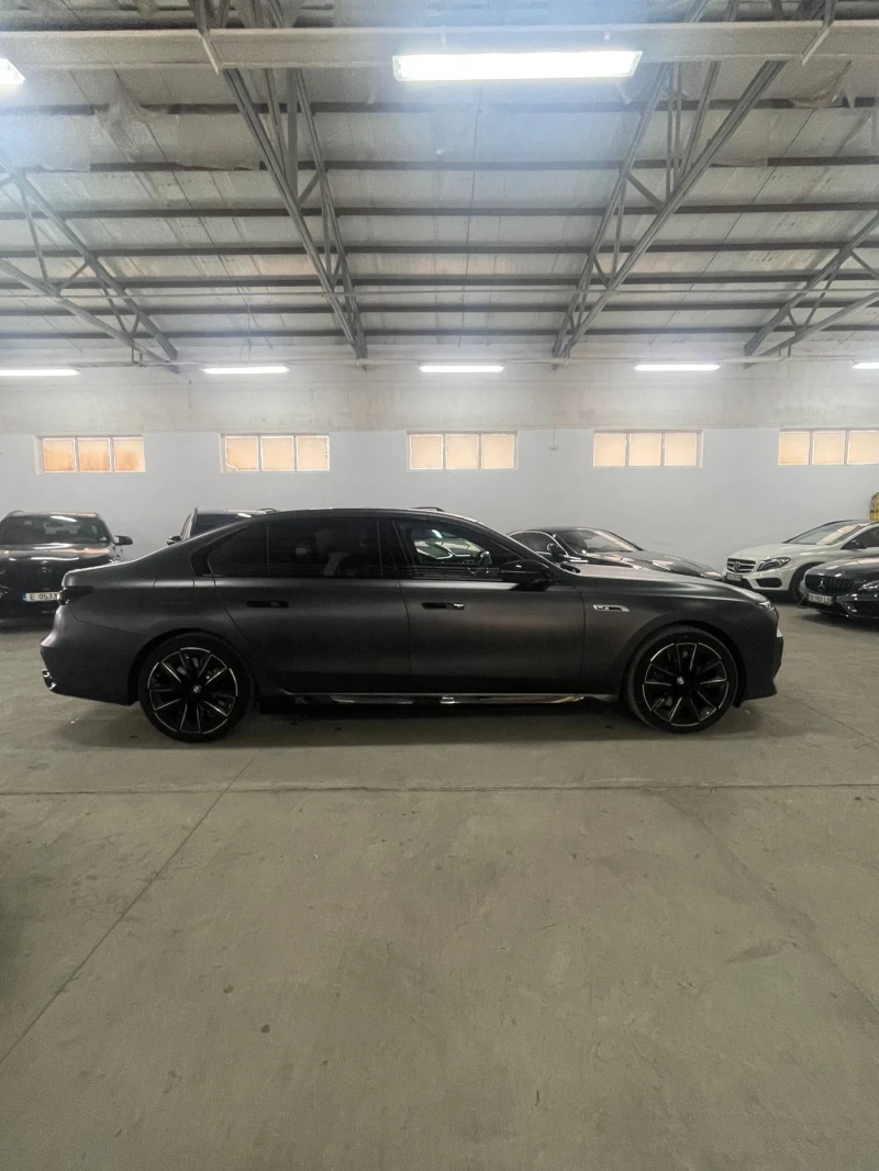 BMW 760 e M/XDrive/FULL/ПЪЛНА ГАРАНЦИЯ ДО 2030г, снимка 7 - Автомобили и джипове - 51869558