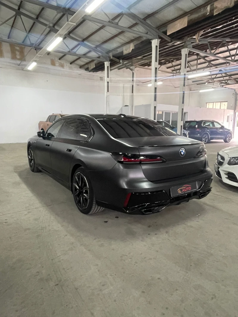 BMW 760 e M/XDrive/FULL/ПЪЛНА ГАРАНЦИЯ ДО 2030г, снимка 5 - Автомобили и джипове - 51869558