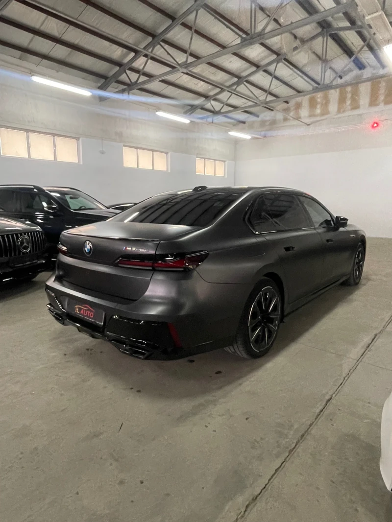 BMW 760 e M/XDrive/FULL/ПЪЛНА ГАРАНЦИЯ ДО 2030г, снимка 6 - Автомобили и джипове - 51869558