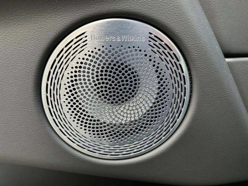 BMW XM V8 PLUG-IN HYBRID CARBON B&W LASER, снимка 9 - Автомобили и джипове - 52203344