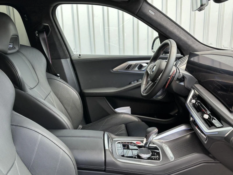 BMW XM V8 PLUG-IN HYBRID CARBON B&W LASER, снимка 4 - Автомобили и джипове - 52203344