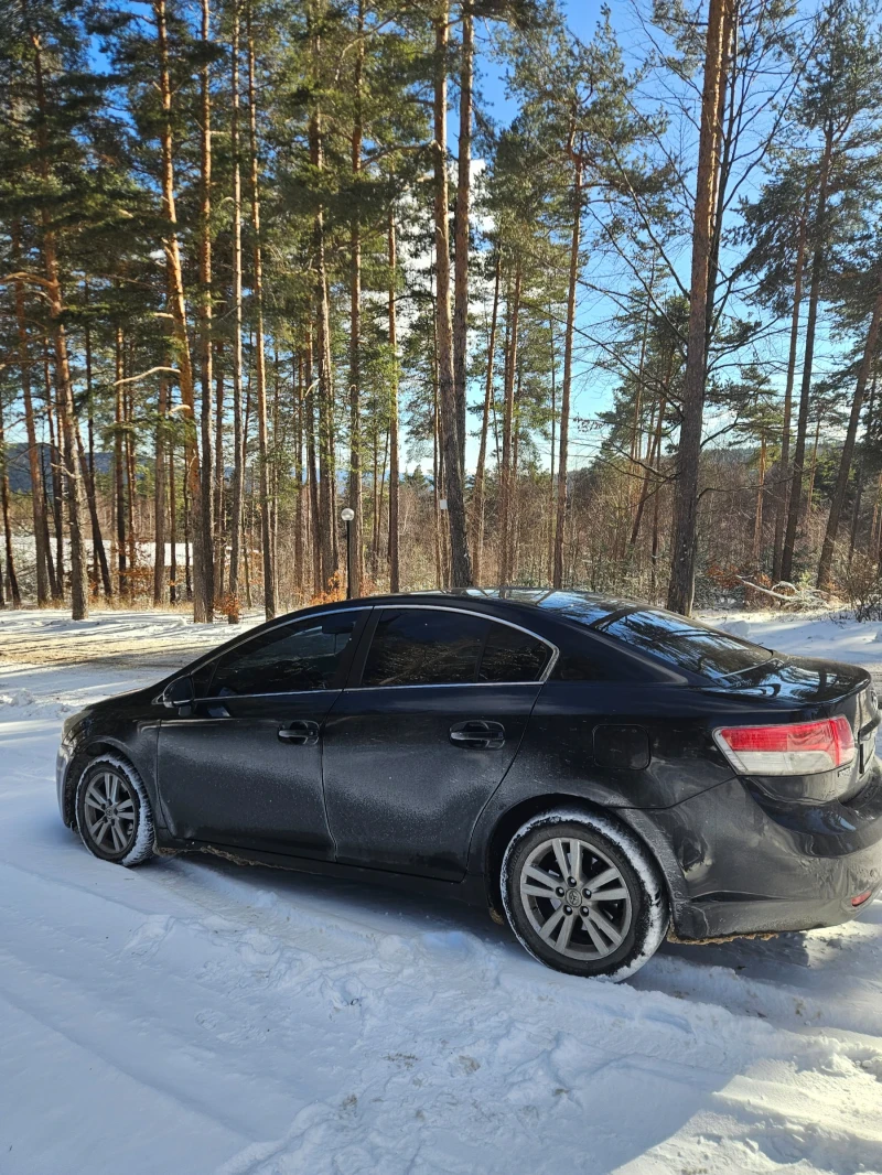 Toyota Avensis 1.8 , снимка 4 - Автомобили и джипове - 53063578
