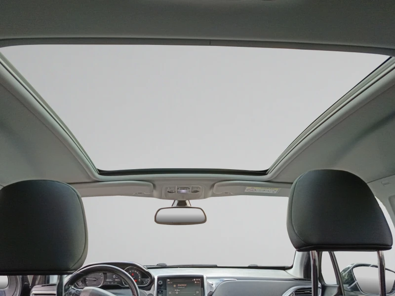 Peugeot 2008 ALLURE PACK, снимка 15 - Автомобили и джипове - 52630110