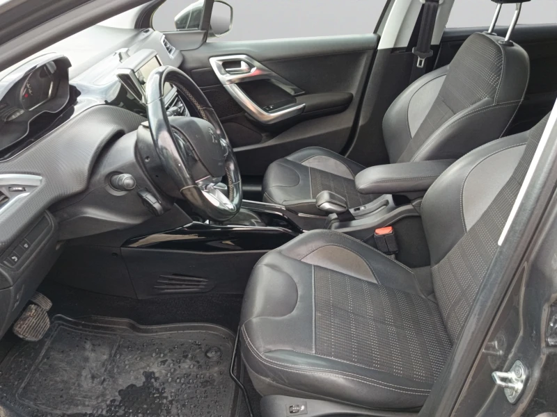 Peugeot 2008 ALLURE PACK, снимка 13 - Автомобили и джипове - 52630110