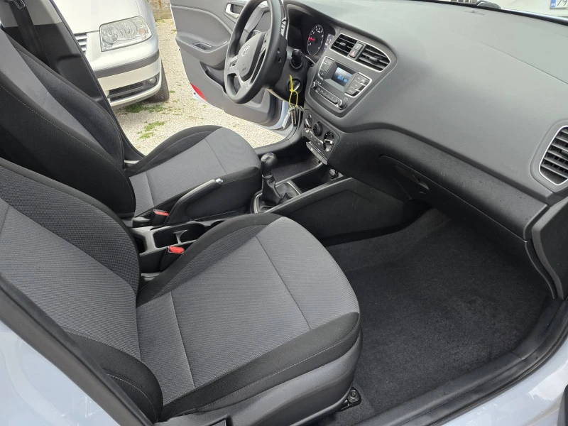 Hyundai I20 1.2 2 броя, снимка 13 - Автомобили и джипове - 52966766