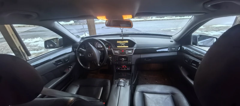 Mercedes-Benz E 350 4 matic, снимка 7 - Автомобили и джипове - 53237945