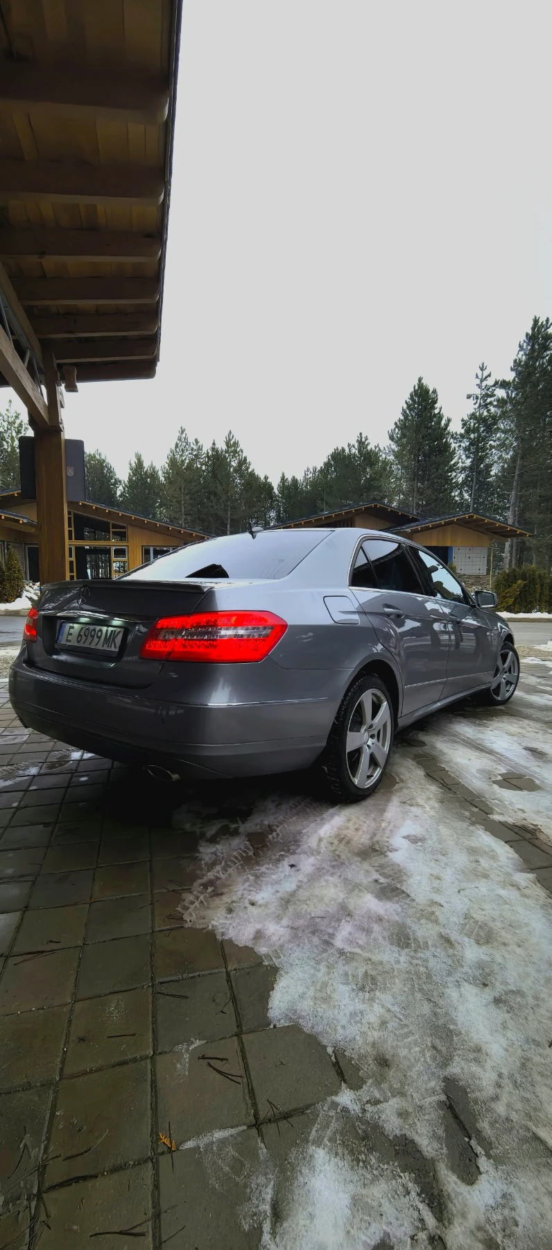 Mercedes-Benz E 350 4 matic, снимка 3 - Автомобили и джипове - 53237945