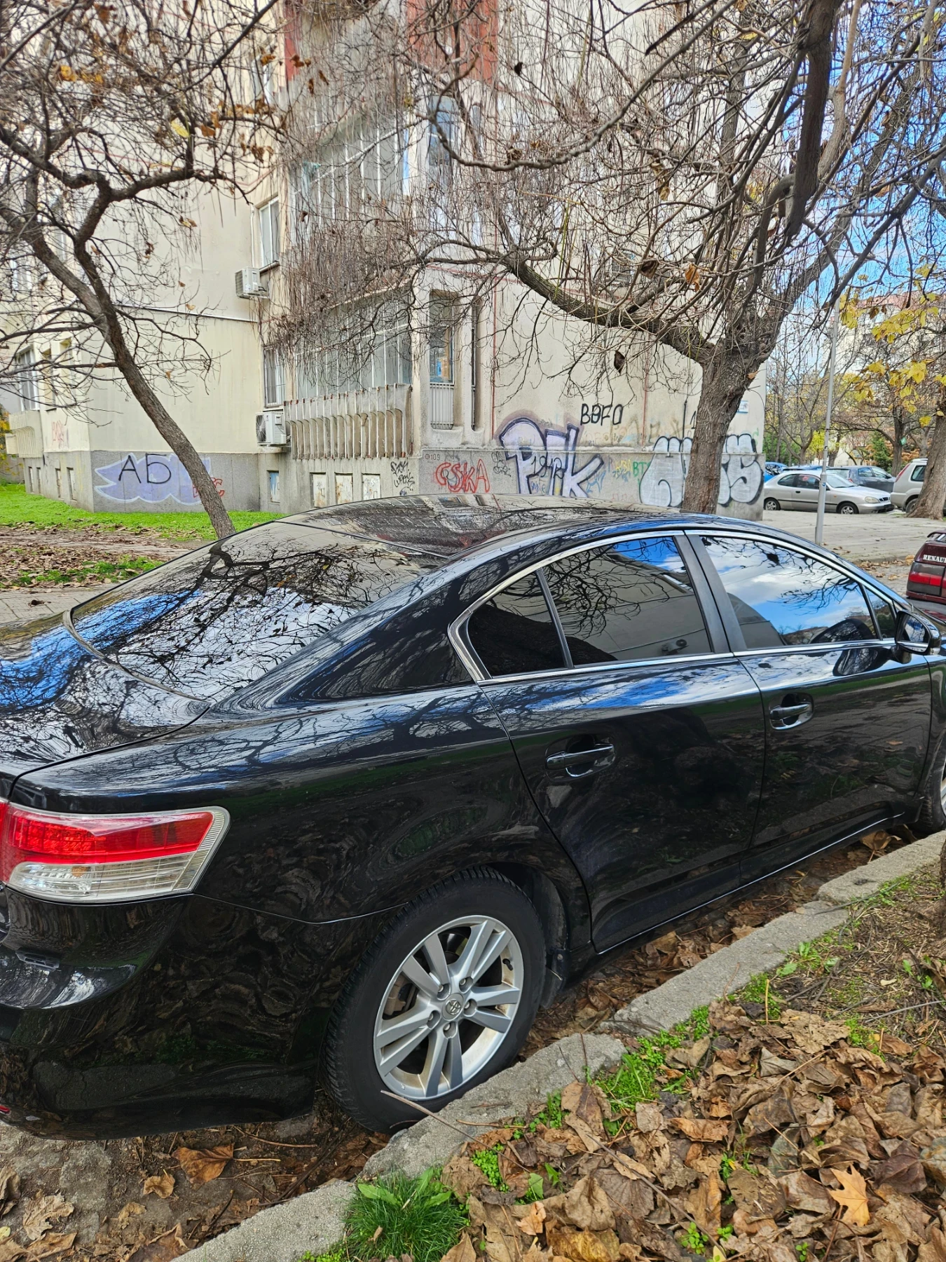 Toyota Avensis 1.8 , снимка 1