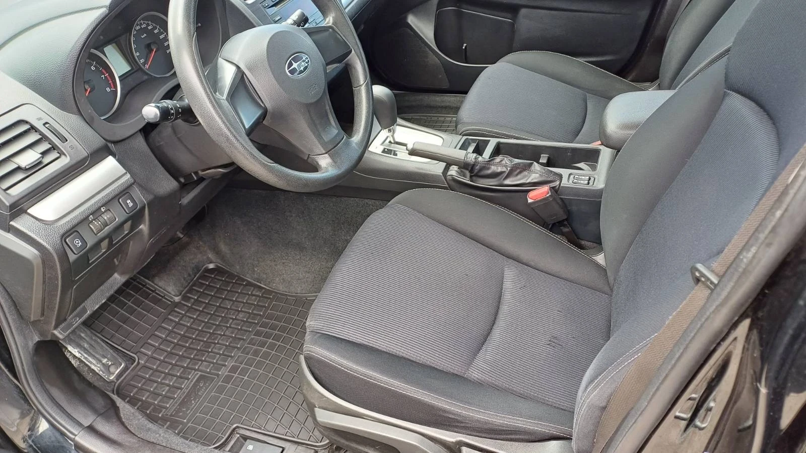 Subaru XV 2.0i Автоматик - изображение 9