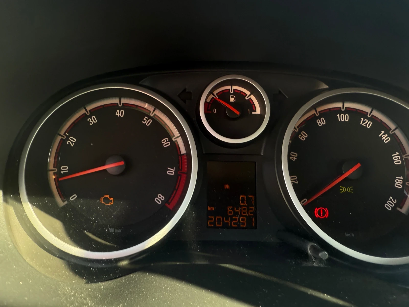 Opel Corsa 1, 4 - изображение 7