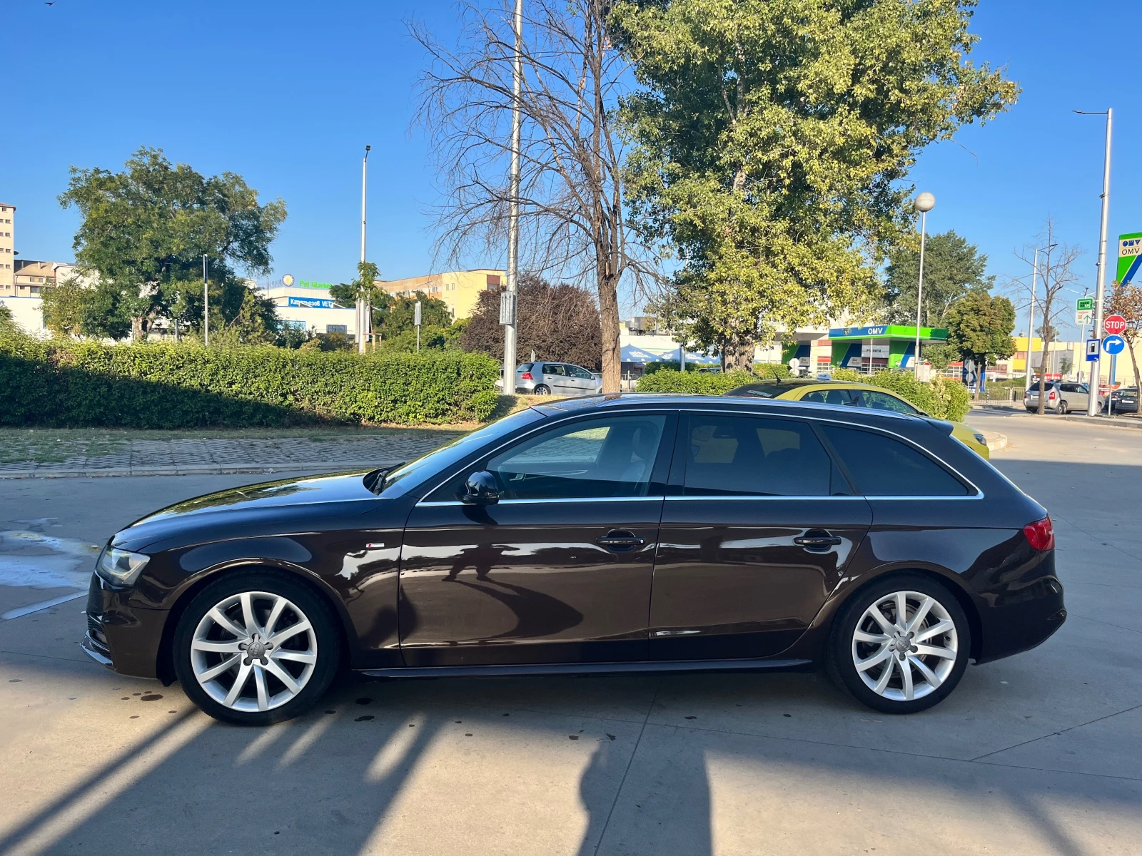 Audi A4 2.0TDI 3XS-Line!!!Топ Състояние!!!! - изображение 4