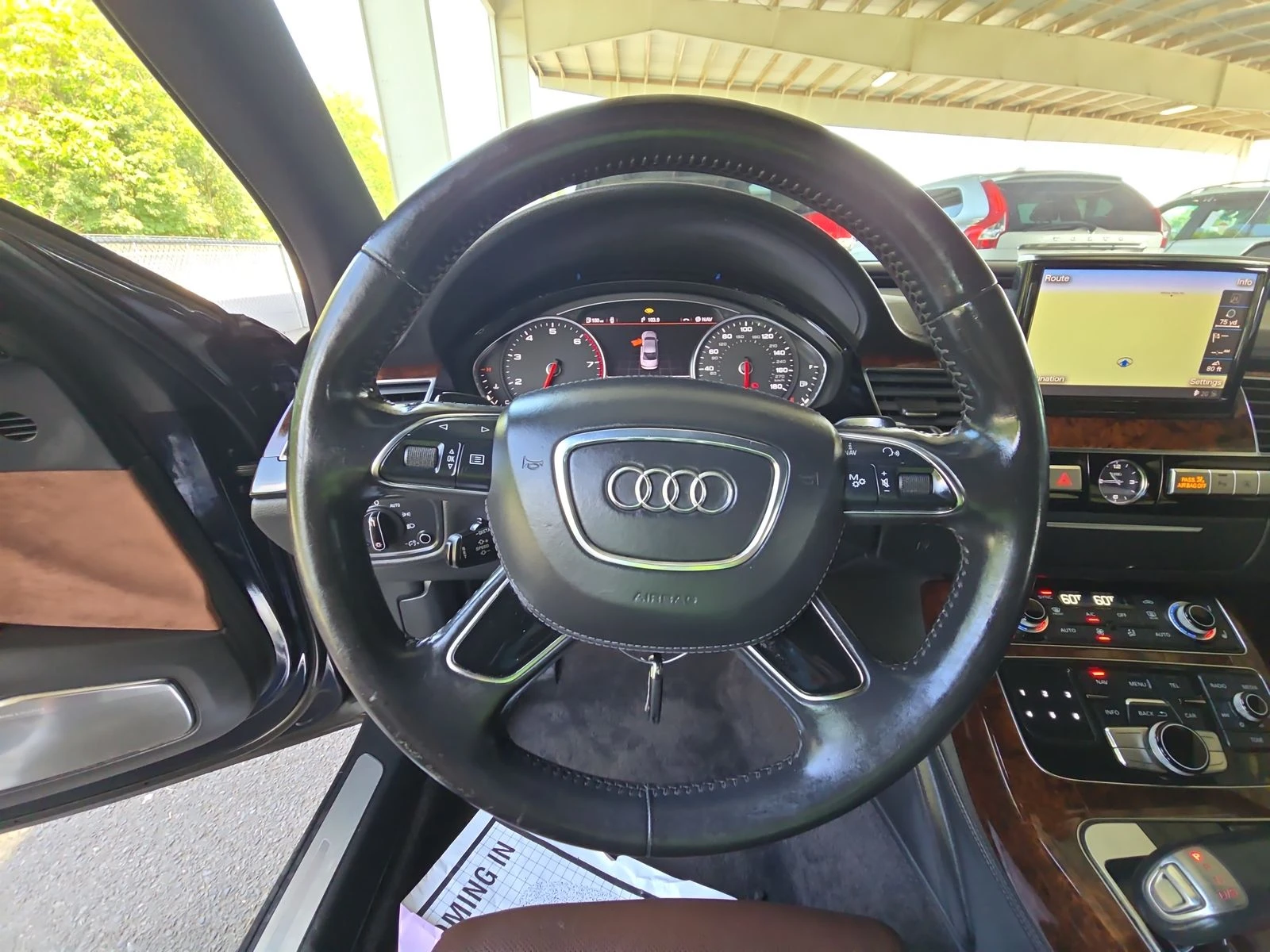 Audi A8 4.0T - изображение 10