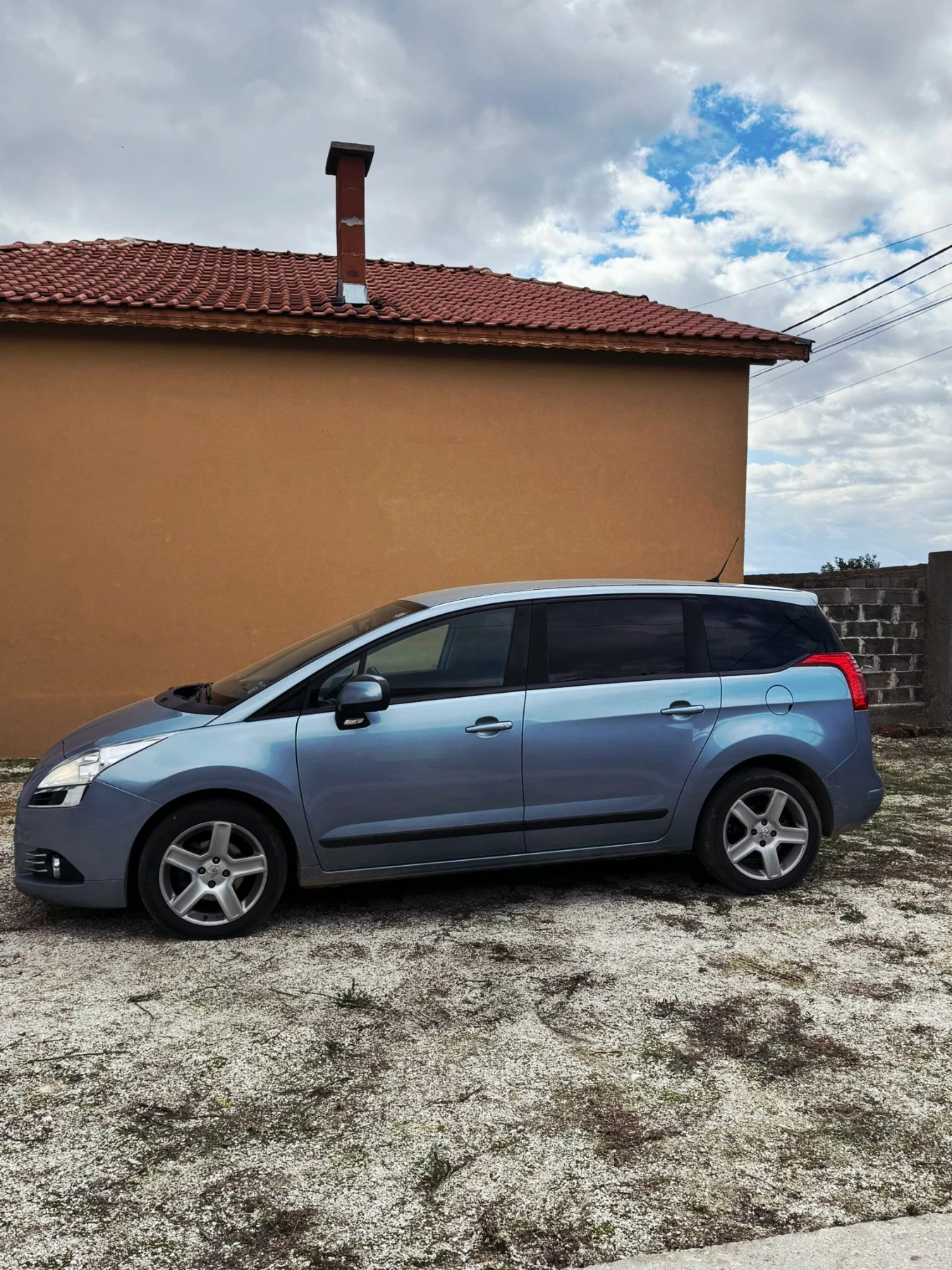 Peugeot 5008  - изображение 4