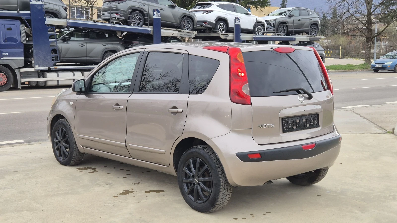 Nissan Note 1.6i 110К.С* АВТОМАТИК* КЛИМАТРОНИК* , снимка 8 - Автомобили и джипове - 53788985