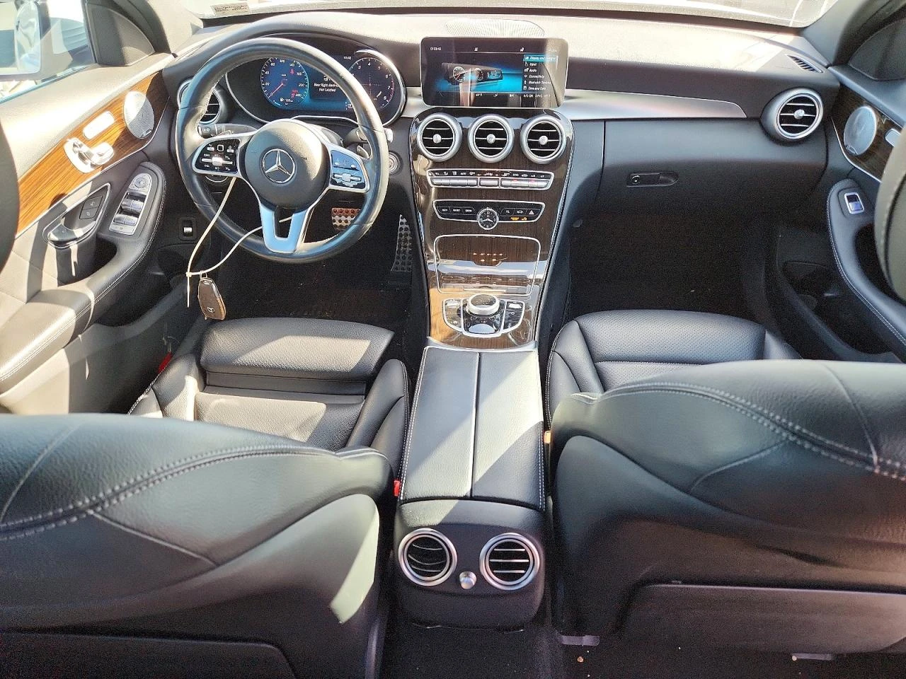 Mercedes-Benz C 300 2.0l 4Matic, снимка 8 - Автомобили и джипове - 53939762