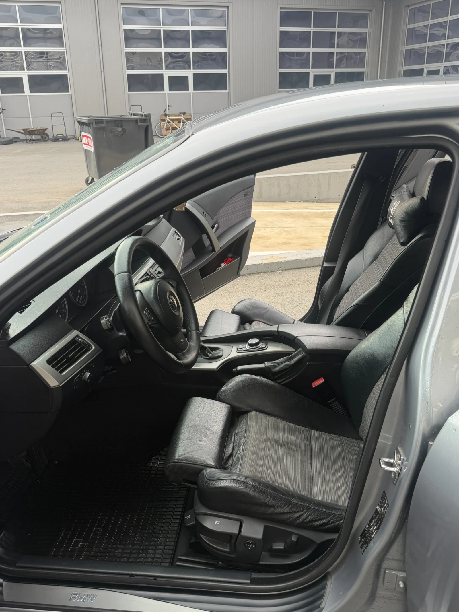 BMW 530 Е60 БЕНЗИН/ГАЗ, СМЕНЕНИ ВЕРИГИ, снимка 9 - Автомобили и джипове - 54083184