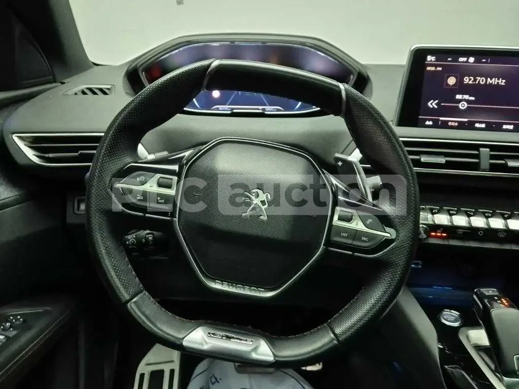 Peugeot 3008 1.5 , снимка 9 - Автомобили и джипове - 54111357