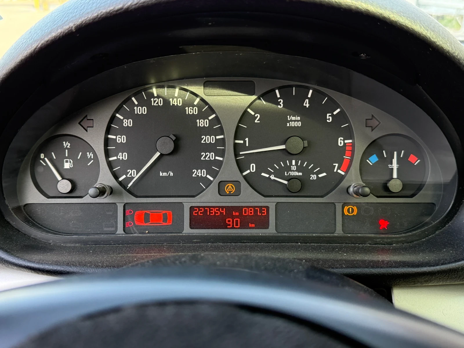 BMW 325 M-tech, снимка 14 - Автомобили и джипове - 54229787