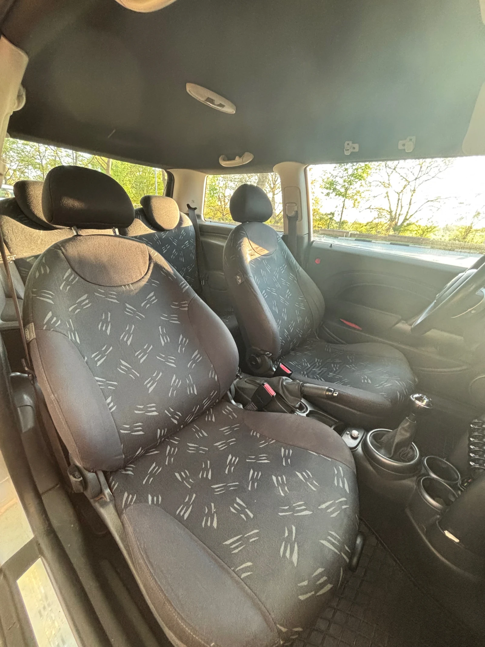 Mini One 1.6, снимка 9 - Автомобили и джипове - 54431840