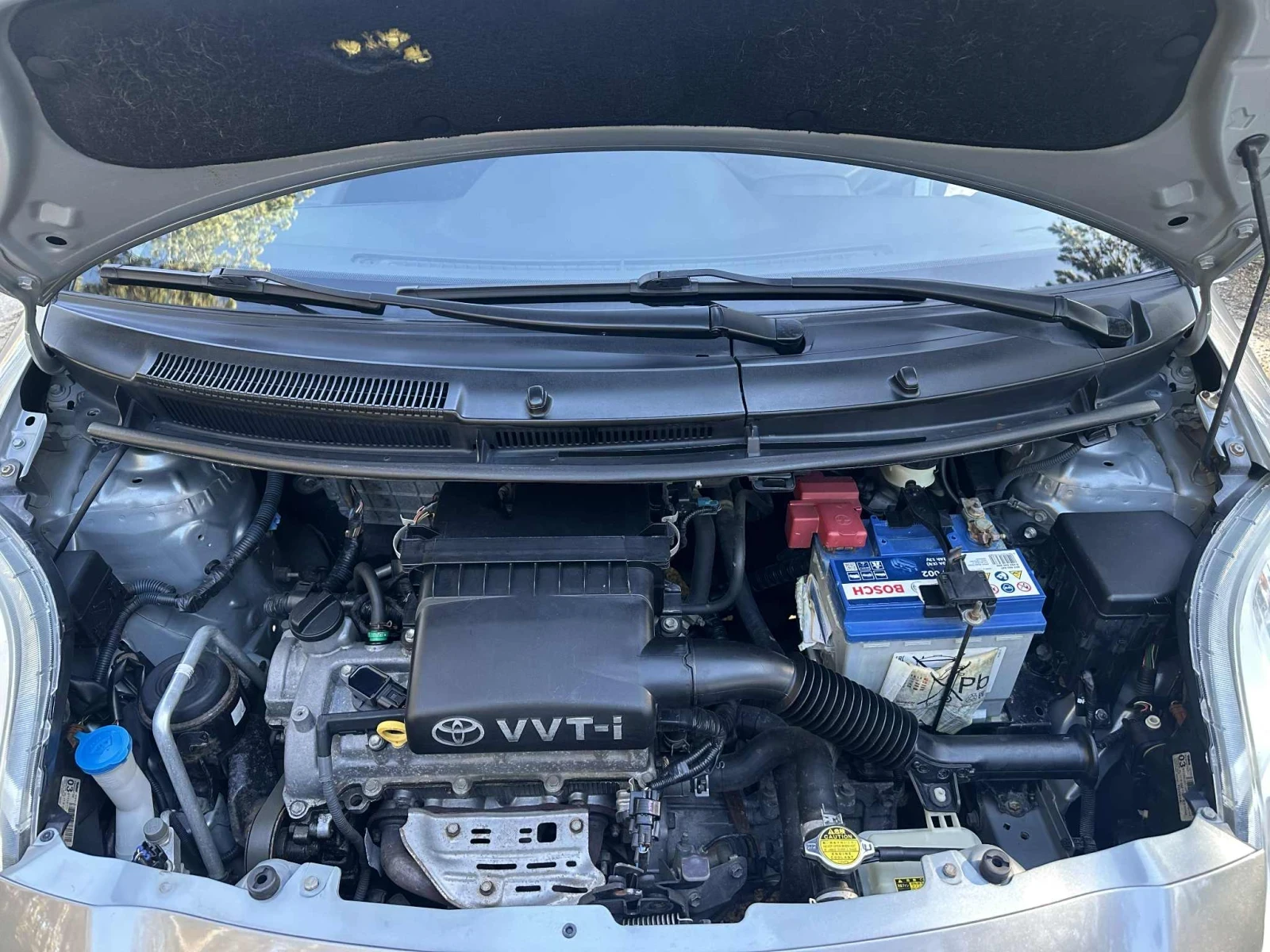 Toyota Yaris 1.3, снимка 7 - Автомобили и джипове - 55066543