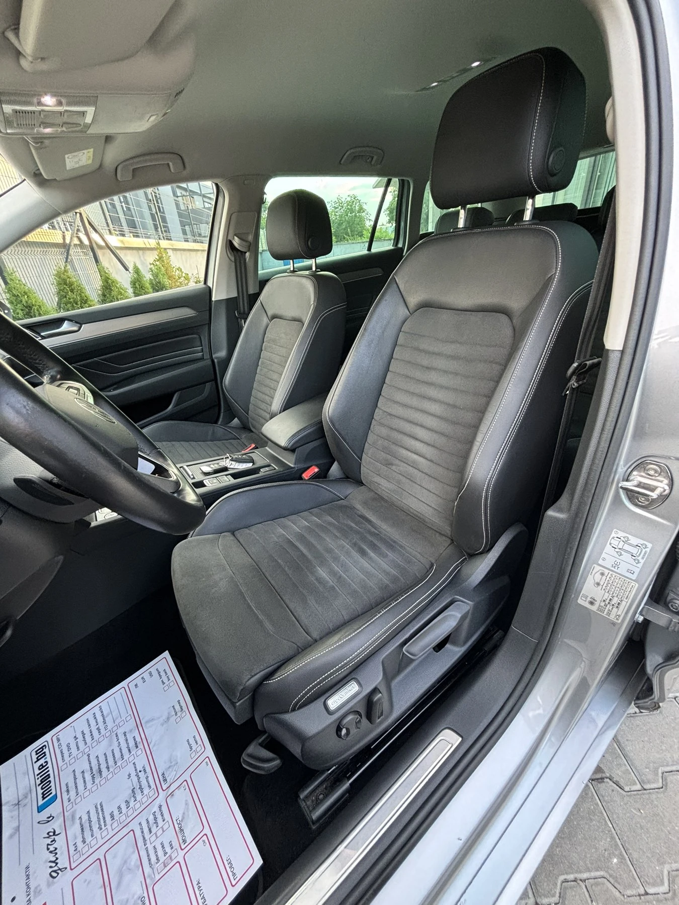 VW Passat ELEGANCE 2.0TDI, снимка 11 - Автомобили и джипове - 55150890
