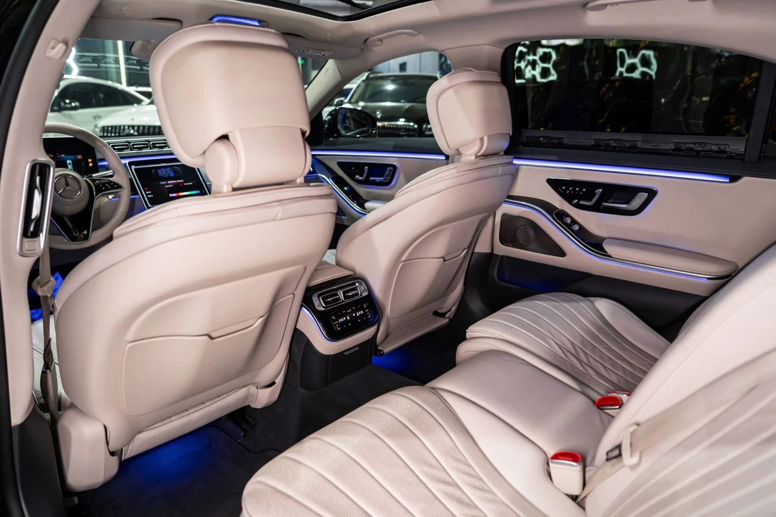 Mercedes-Benz S 350 D LONG 4MATIC AMG LINE LED ПАНО BURM ЛИЗИНГ 100%, снимка 15 - Автомобили и джипове - 55491535