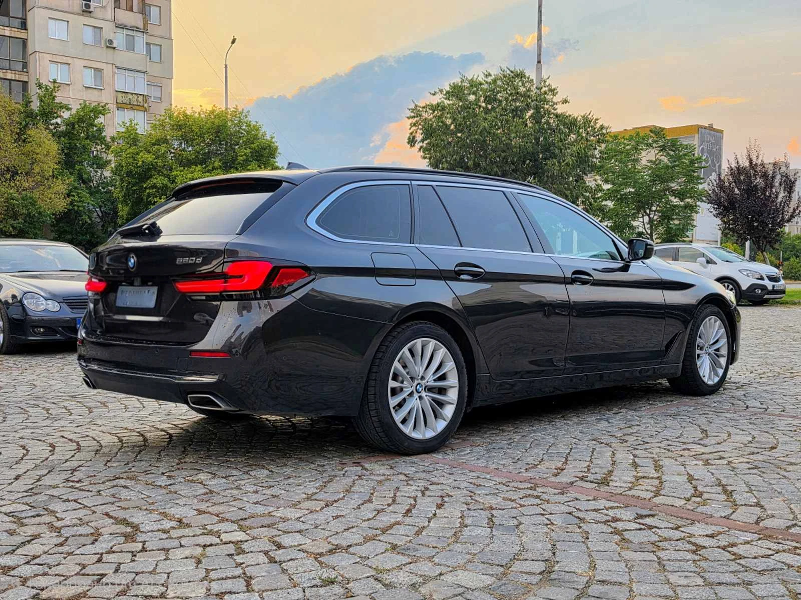 BMW 520, снимка 4 - Автомобили и джипове - 55778764
