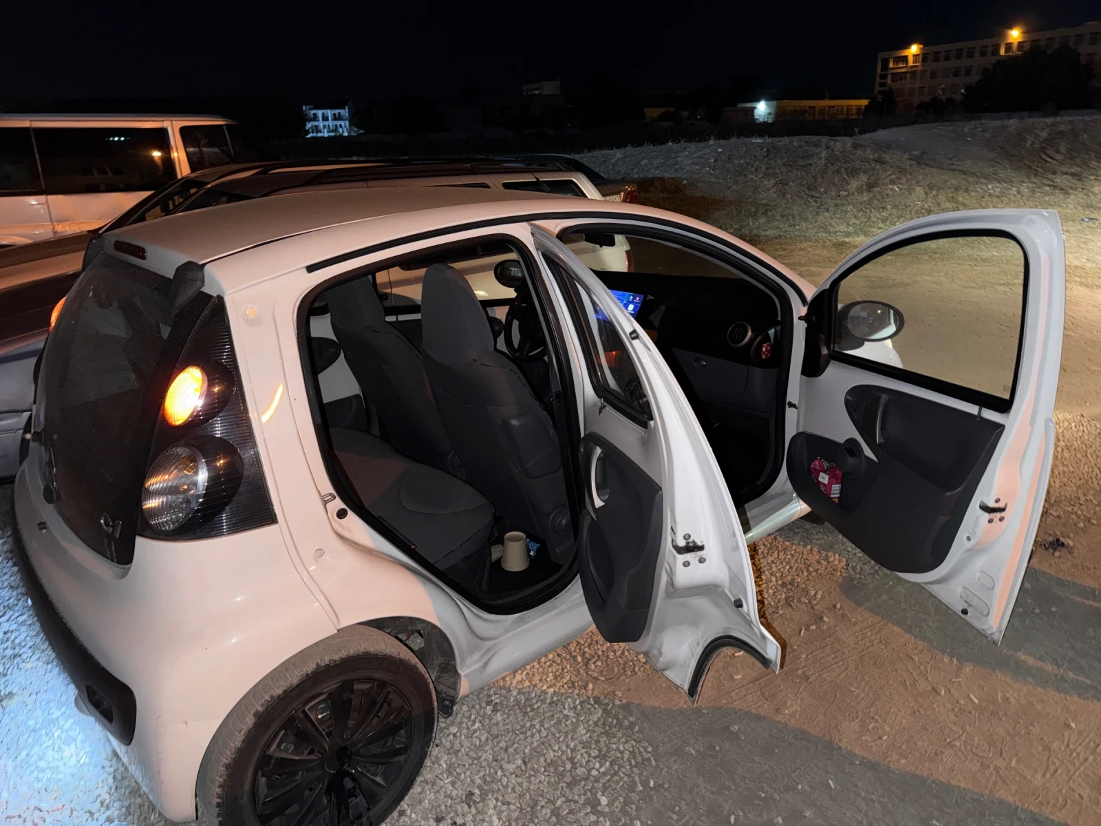 Citroen C1, снимка 5 - Автомобили и джипове - 55782408
