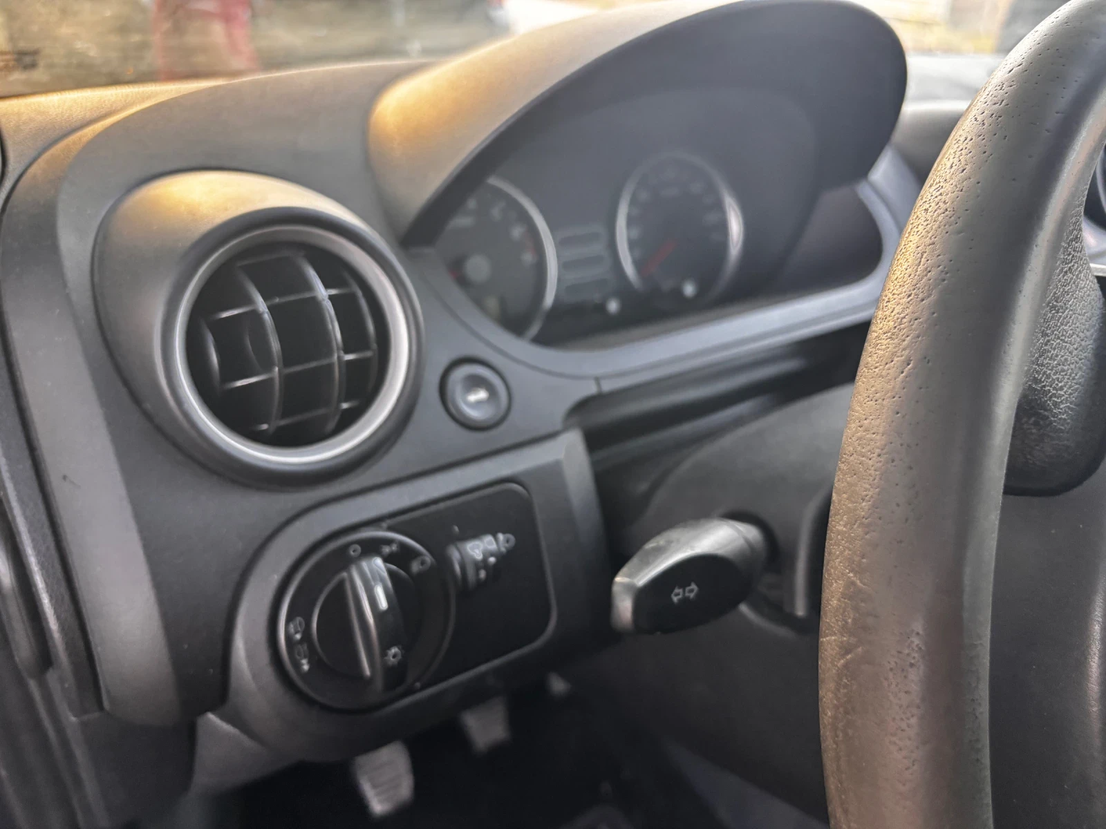 Ford Fiesta, снимка 6 - Автомобили и джипове - 55987846
