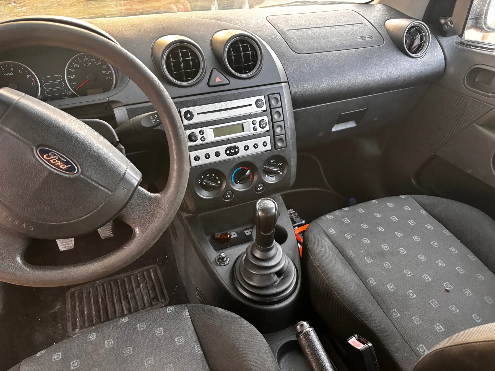 Ford Fiesta, снимка 9 - Автомобили и джипове - 55987846