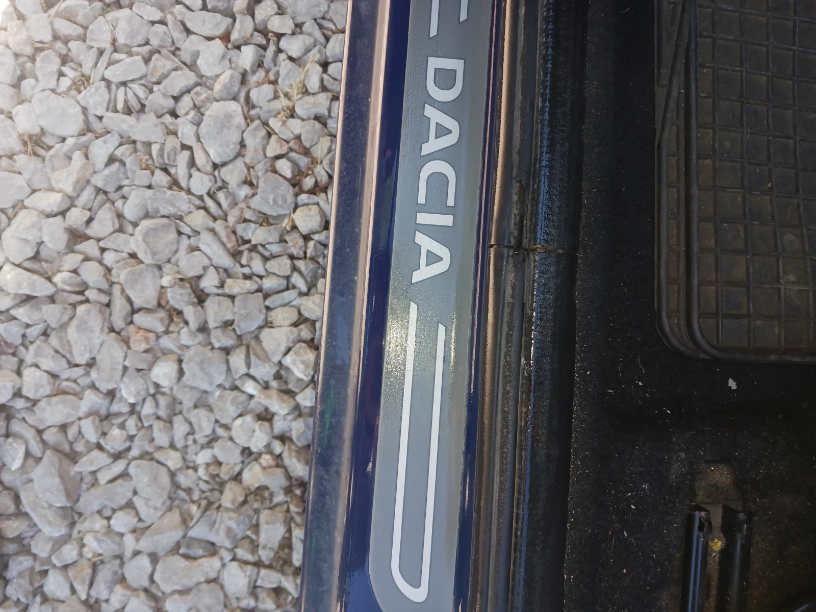 Dacia Sandero, снимка 7 - Автомобили и джипове - 56359354