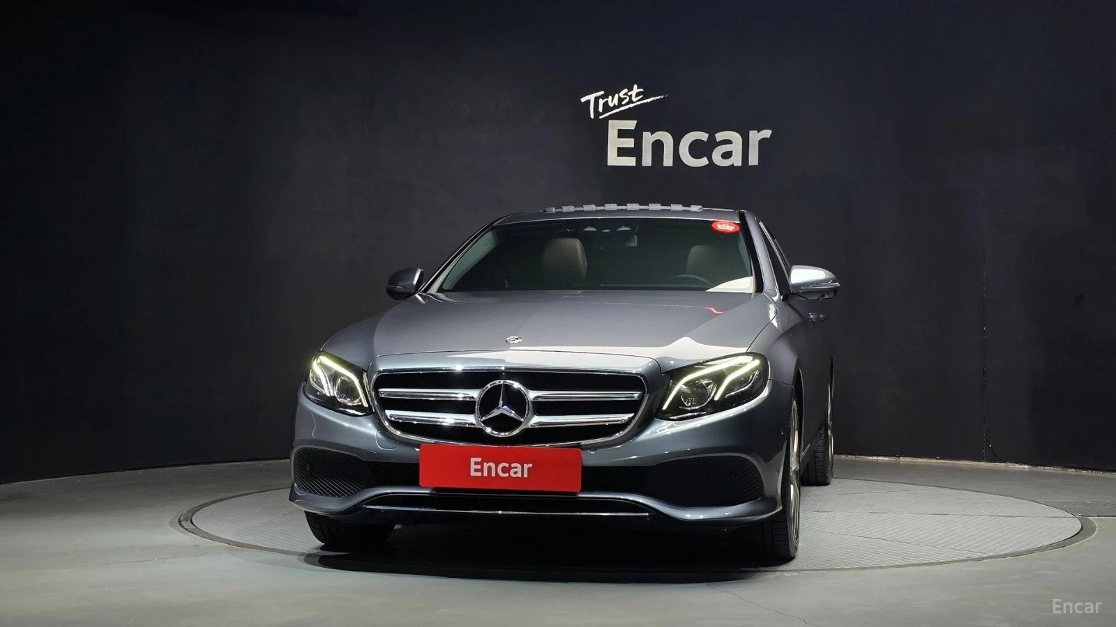 Mercedes-Benz E 300 4MATIC PANO * ����������* * ���� �� ��*  | Mobile.bg � ����������� 3